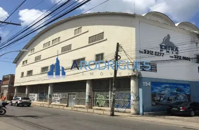 Galpão na barão de cotegipe - calçada com 7.200 m² terreno e 4.866 m² área útil