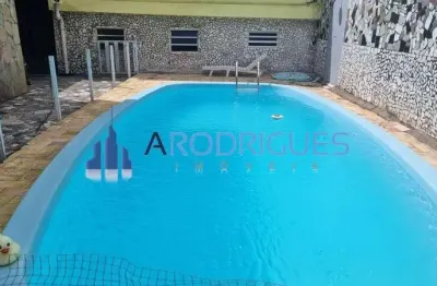 Lauro de freitas oportunidade: casa à venda no centro com 3 quartos, 1 suíte, 960m² e 6 vagas de garagem.