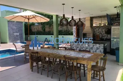 Casa de alto padrão mobiliada em condomínio em itacimirim, camaçari-ba: 6 quartos, 6 suítes, 2 salas, 7 banheiros, 3 vagas de garagem, 320m².