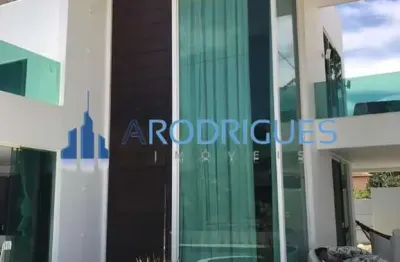 Casa de Alto Padrão em Guarajuba: 5 quartos, 5 suítes, 2 salas, 6 banheiros, 3 vagas de garagem, 900m² - Temporada e Aluguel.