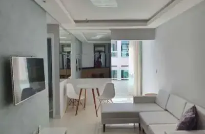 Apartamento para Venda em Lauro de Freitas, Buraquinho, 1 dormitório, 1 suíte, 2 banheiros, 2 vagas