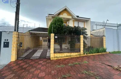 Sobrado à venda em maringá, zona 05, com 4 quartos, com 197.88 m²