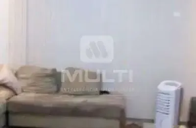Casa em condomínio fechado com 3 quartos para alugar no Alto Umuarama, Uberlândia 
