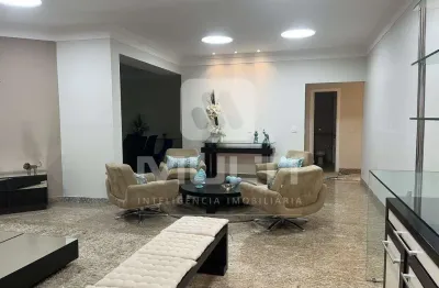 Apartamento com 4 quartos para alugar no Centro, Uberlândia 