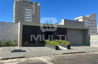 Sala comercial para alugar no Martins, Uberlândia 