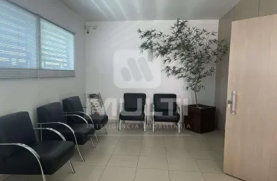 Casa comercial para alugar no Fundinho, Uberlândia 