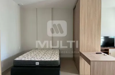 Apartamento com 1 quarto para alugar no Copacabana, Uberlândia 