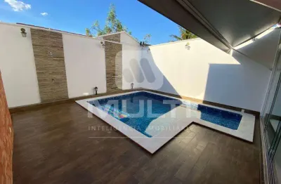 Casa com 3 quartos para alugar no Tabajaras, Uberlândia 