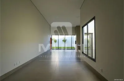 Casa com 3 quartos para alugar no Alto Umuarama, Uberlândia 