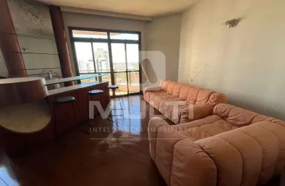 Apartamento com 4 quartos para alugar no Martins, Uberlândia 