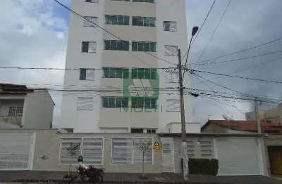 Apartamento com 2 quartos para alugar no Santa Mônica, Uberlândia 