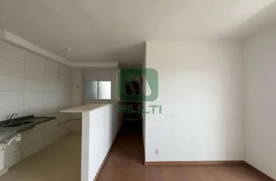 Apartamento com 2 quartos para alugar no Martins, Uberlândia 