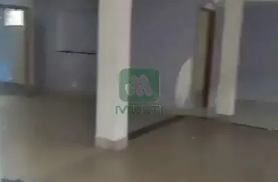 Casa comercial para alugar no Centro, Uberlândia 