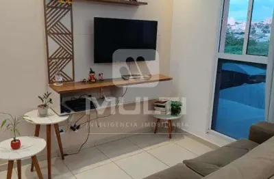 Apartamento com 2 quartos para alugar no Jardim Inconfidência, Uberlândia 