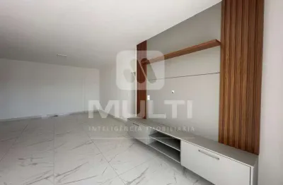 Apartamento com 3 quartos para alugar no Santa Mônica, Uberlândia 