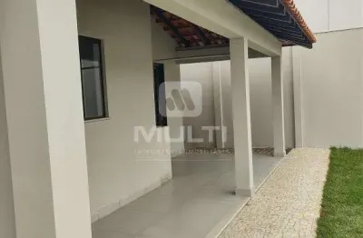Casa com 3 quartos para alugar no Jardim Karaíba, Uberlândia 