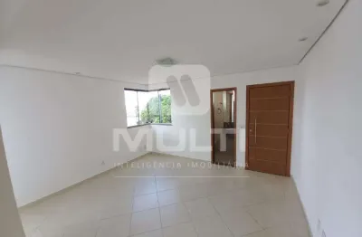 Apartamento com 3 quartos para alugar na Nossa Senhora Aparecida, Uberlândia 