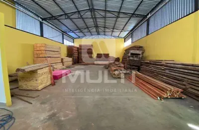 Barracão / Galpão / Depósito para alugar no Marta Helena, Uberlândia 