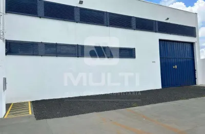 Barracão / Galpão / Depósito para alugar no Novo Mundo, Uberlândia 