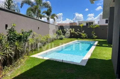Casa em condomínio fechado com 4 quartos à venda no Nova Uberlândia, Uberlândia 