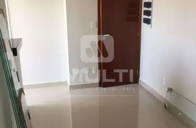 Apartamento com 2 quartos à venda no Conjunto Segismundo Pereira, Uberlândia 