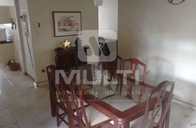 Casa comercial à venda no Centro, Uberlândia 