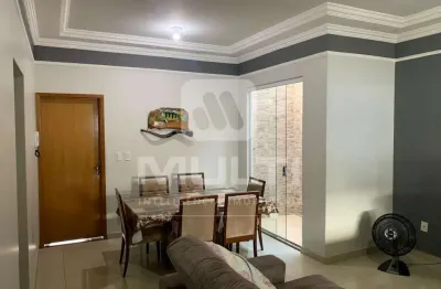 Casa com 3 quartos à venda no Santa Rosa, Uberlândia 