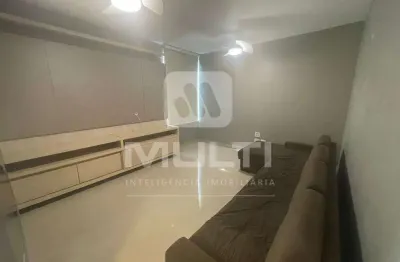 Casa com 3 quartos à venda no Santa Mônica, Uberlândia 