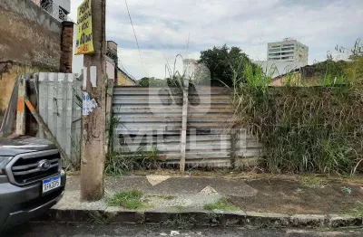 Terreno à venda no Centro, Uberlândia 