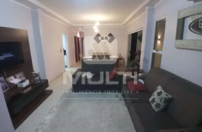 Casa com 4 quartos à venda no Jardim Holanda, Uberlândia 