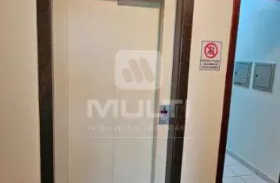Apartamento com 3 quartos à venda no Osvaldo Rezende, Uberlândia 