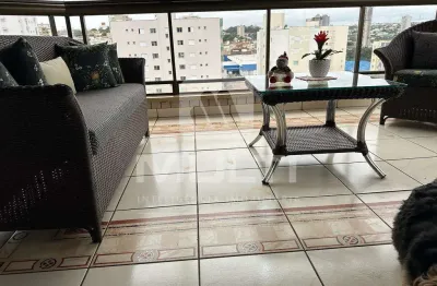 Apartamento com 4 quartos à venda no Maracanã, Uberlândia 