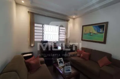 Casa com 3 quartos à venda no Santa Mônica, Uberlândia 