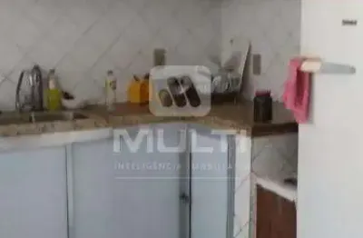 Casa com 3 quartos à venda na Cidade Jardim, Uberlândia 