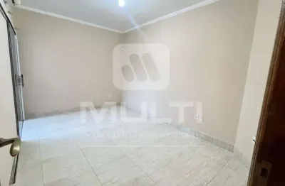 Casa com 1 quarto à venda no Jardim Patrícia, Uberlândia 