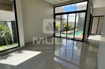 Casa em condomínio fechado com 3 quartos à venda no Alphaville, Uberlândia 