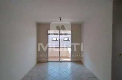 Apartamento com 3 quartos à venda no Umuarama, Uberlândia 