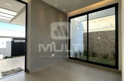 Casa com 3 quartos à venda no Novo Mundo, Uberlândia 