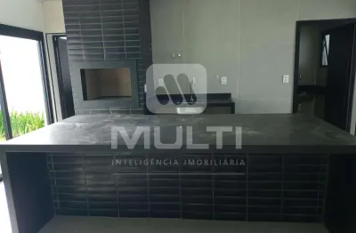 Casa com 3 quartos à venda no Grand Ville, Uberlândia 