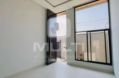 Casa com 3 quartos à venda no Novo Mundo, Uberlândia 