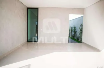 Casa com 3 quartos à venda no Jardim Auroras, Uberlândia 