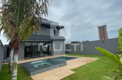 Casa em condomínio fechado com 4 quartos para alugar no Gávea, Uberlândia 