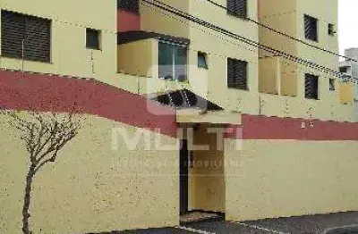 Apartamento com 3 quartos para alugar no Copacabana, Uberlândia 