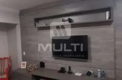 Apartamento com 3 quartos à venda no Presidente Roosevelt, Uberlândia 
