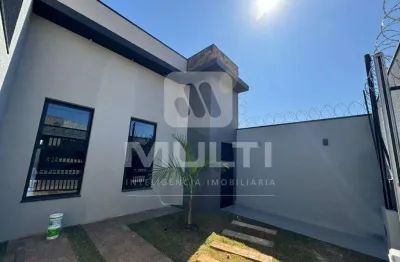 Casa com 3 quartos à venda no Novo Mundo, Uberlândia 