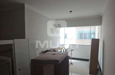 Apartamento com 3 quartos à venda no Tubalina, Uberlândia 