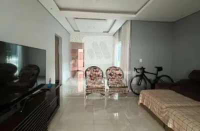 Casa com 3 quartos à venda no Jardim Holanda, Uberlândia 