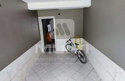 Casa com 11 quartos à venda no Custódio Pereira, Uberlândia 