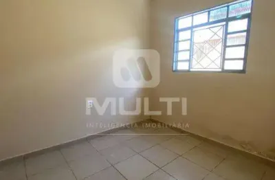 Casa com 6 quartos à venda no Custódio Pereira, Uberlândia 