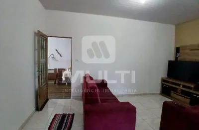 Casa com 3 quartos à venda no Luizote de Freitas, Uberlândia 